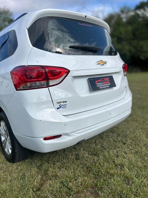 Chevrolet SPIN LT 1.8 2023/2023 SÉRGIO VEÍCULOS TEUTÔNIA / Carros no Vale