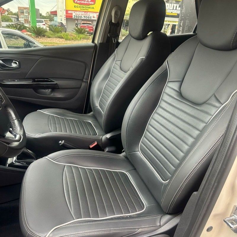 Renault CAPTUR INTENSE 2.0 2017/2017 SÉRGIO VEÍCULOS TEUTÔNIA / Carros no Vale