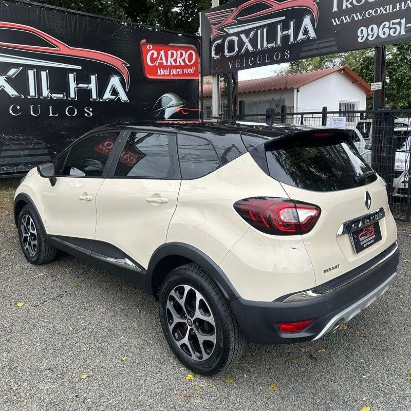 Renault CAPTUR INTENSE 2.0 2017/2017 SÉRGIO VEÍCULOS TEUTÔNIA / Carros no Vale