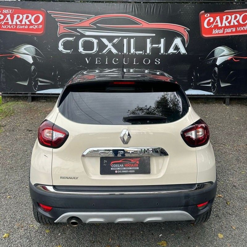 Renault CAPTUR INTENSE 2.0 2017/2017 SÉRGIO VEÍCULOS TEUTÔNIA / Carros no Vale
