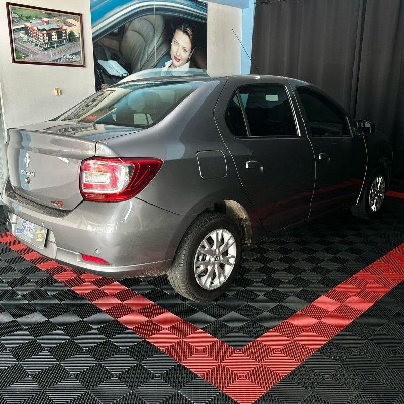 Renault LOGAN ZEN 1.6 2022/2022 SÉRGIO VEÍCULOS TEUTÔNIA / Carros no Vale