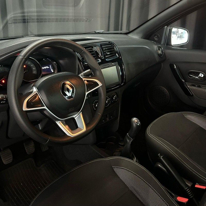 Renault LOGAN ZEN 1.6 2022/2022 SÉRGIO VEÍCULOS TEUTÔNIA / Carros no Vale