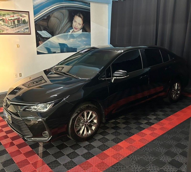 Toyota COROLLA GLI 2.0 2023/2023 SÉRGIO VEÍCULOS TEUTÔNIA / Carros no Vale