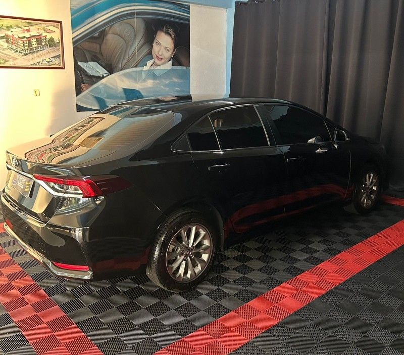 Toyota COROLLA GLI 2.0 2023/2023 SÉRGIO VEÍCULOS TEUTÔNIA / Carros no Vale