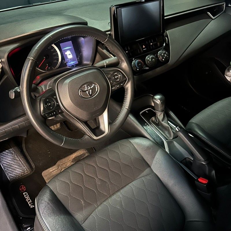 Toyota COROLLA GLI 2.0 2023/2023 SÉRGIO VEÍCULOS TEUTÔNIA / Carros no Vale