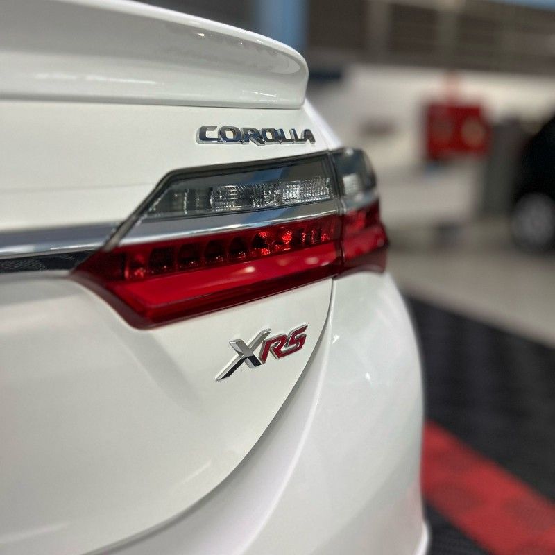Toyota COROLLA XRS 2.0 2018/2018 SÉRGIO VEÍCULOS TEUTÔNIA / Carros no Vale