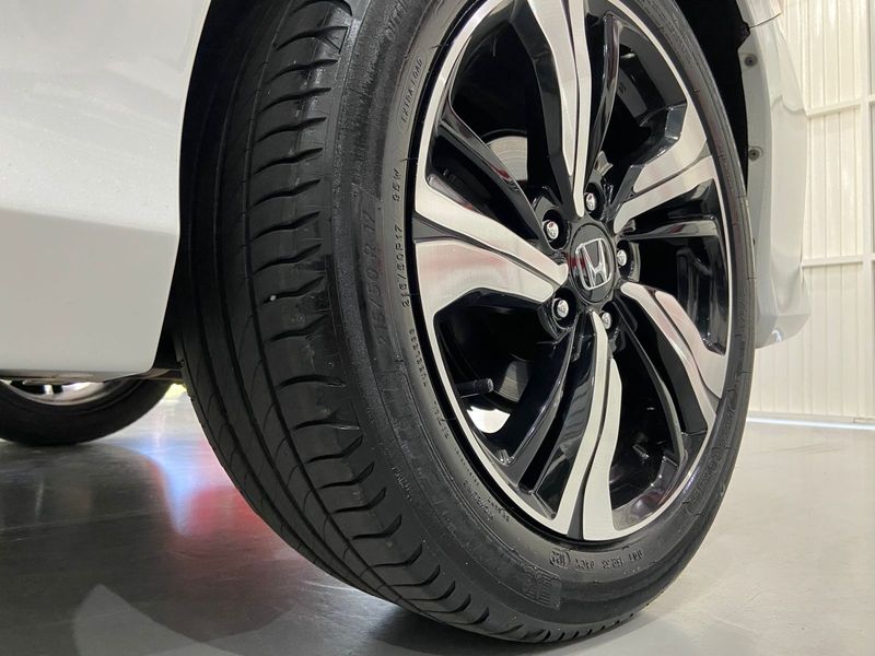 Honda Civic Touring Cvt 2017/2017 SIM AUTOMÓVEIS ROLANTE / Carros no Vale