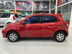 Toyota Etios 1.3 Hb Xs 16v 2012/2013 SIM AUTOMÓVEIS ROLANTE / Carros no Vale