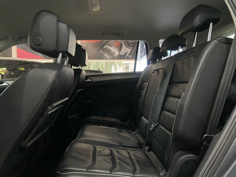 Volkswagen Tiguan Allspace Cl 2019/2019 SIM AUTOMÓVEIS ROLANTE / Carros no Vale