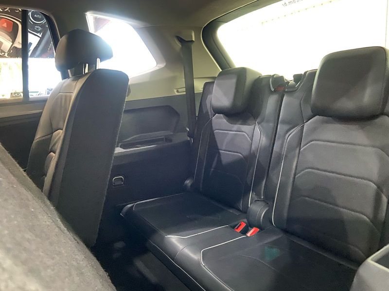 Volkswagen Tiguan Allspace Cl 2019/2019 SIM AUTOMÓVEIS ROLANTE / Carros no Vale