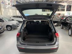 Volkswagen Tiguan Allspace Cl 2019/2019 SIM AUTOMÓVEIS ROLANTE / Carros no Vale