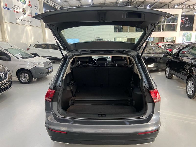 Volkswagen Tiguan Allspace Cl 2019/2019 SIM AUTOMÓVEIS ROLANTE / Carros no Vale
