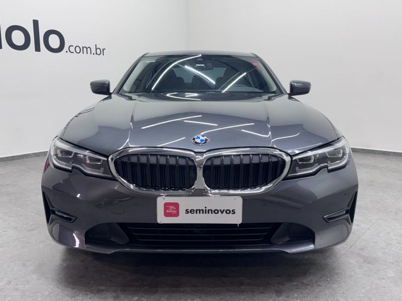 BMW 320i 2.0 16V TURBO FLEX GP AUTOMÁTICO 2022/2022 BETIOLO NOVOS E SEMINOVOS LAJEADO / Carros no Vale