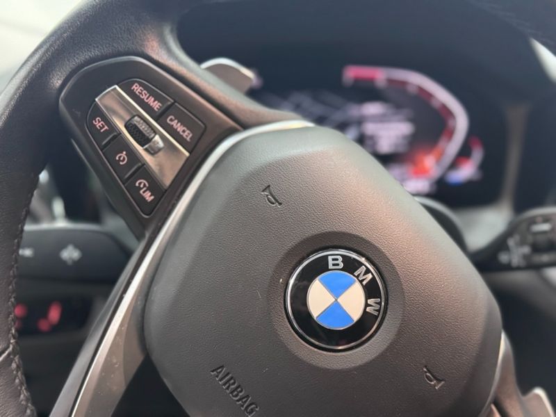 BMW 320i 2.0 16V TURBO FLEX GP AUTOMÁTICO 2022/2022 BETIOLO NOVOS E SEMINOVOS LAJEADO / Carros no Vale