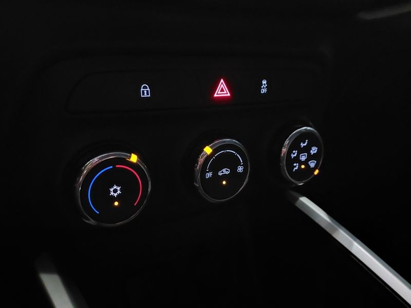 Chevrolet ONIX 1.0 FLEX LT MANUAL 2021/2022 BETIOLO NOVOS E SEMINOVOS LAJEADO / Carros no Vale