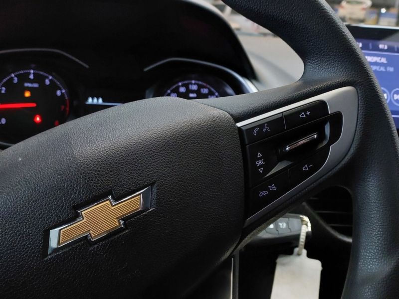 Chevrolet ONIX 1.0 FLEX LT MANUAL 2022/2023 BETIOLO NOVOS E SEMINOVOS LAJEADO / Carros no Vale