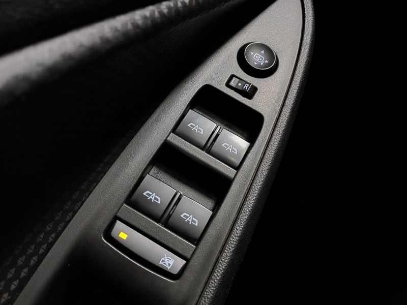 Chevrolet ONIX 1.0 FLEX LT MANUAL 2021/2022 BETIOLO NOVOS E SEMINOVOS LAJEADO / Carros no Vale