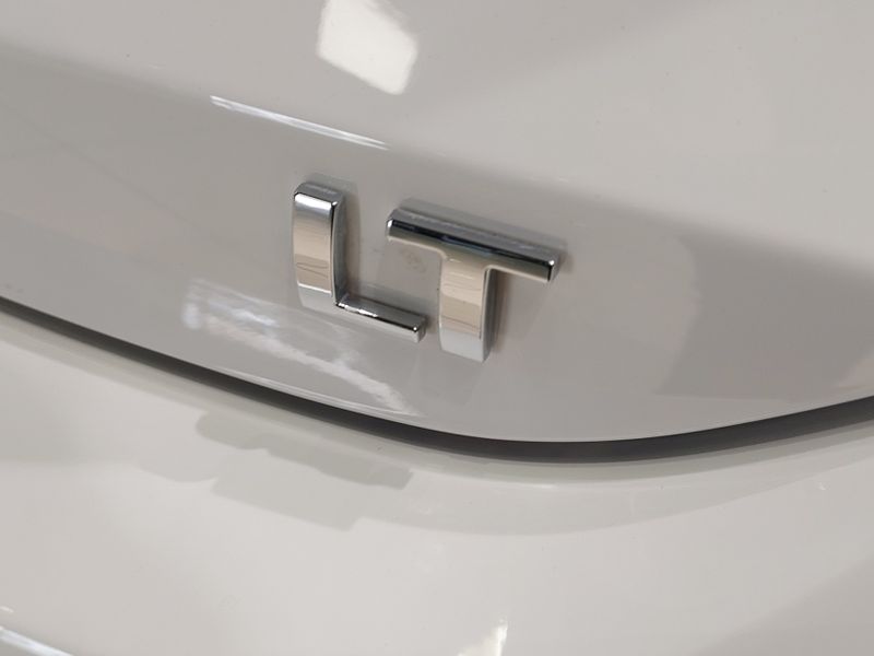 Chevrolet ONIX 1.0 FLEX LT MANUAL 2021/2022 BETIOLO NOVOS E SEMINOVOS LAJEADO / Carros no Vale