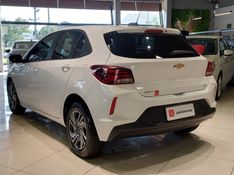 Chevrolet ONIX 1.0 FLEX LT MANUAL 2025/2025 BETIOLO NOVOS E SEMINOVOS LAJEADO / Carros no Vale