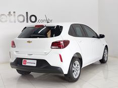 Chevrolet ONIX 1.0 FLEX LT MANUAL 2022/2023 BETIOLO NOVOS E SEMINOVOS LAJEADO / Carros no Vale