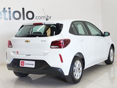 Chevrolet ONIX 1.0 TURBO FLEX AUTOMÁTICO 2022/2023 BETIOLO NOVOS E SEMINOVOS LAJEADO / Carros no Vale