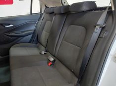 Chevrolet ONIX 1.0 TURBO FLEX AUTOMÁTICO 2022/2023 BETIOLO NOVOS E SEMINOVOS LAJEADO / Carros no Vale