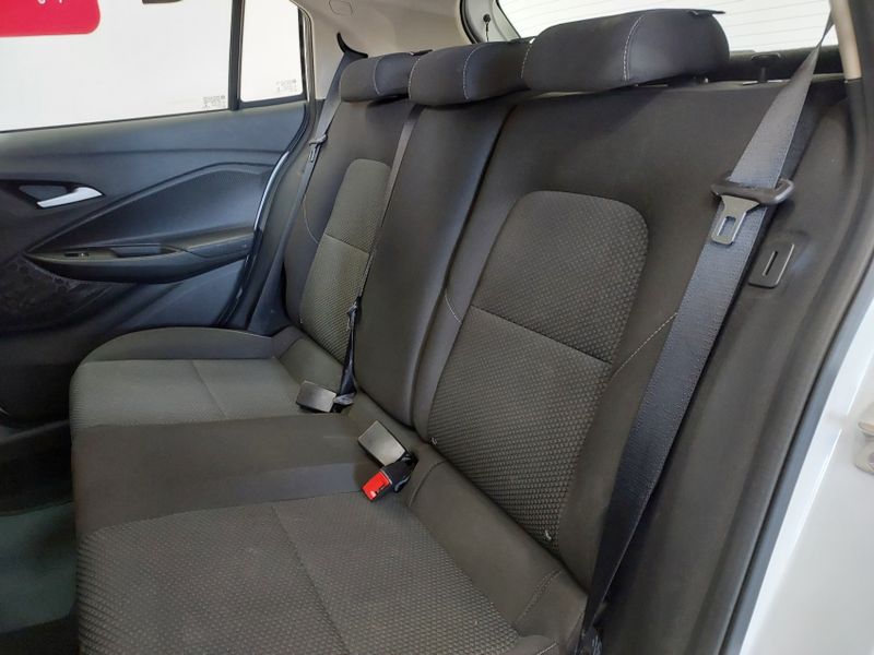 Chevrolet ONIX 1.0 TURBO FLEX AUTOMÁTICO 2022/2023 BETIOLO NOVOS E SEMINOVOS LAJEADO / Carros no Vale
