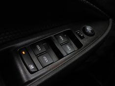 Chevrolet ONIX 1.0 TURBO FLEX LT MANUAL 2022/2023 BETIOLO NOVOS E SEMINOVOS LAJEADO / Carros no Vale