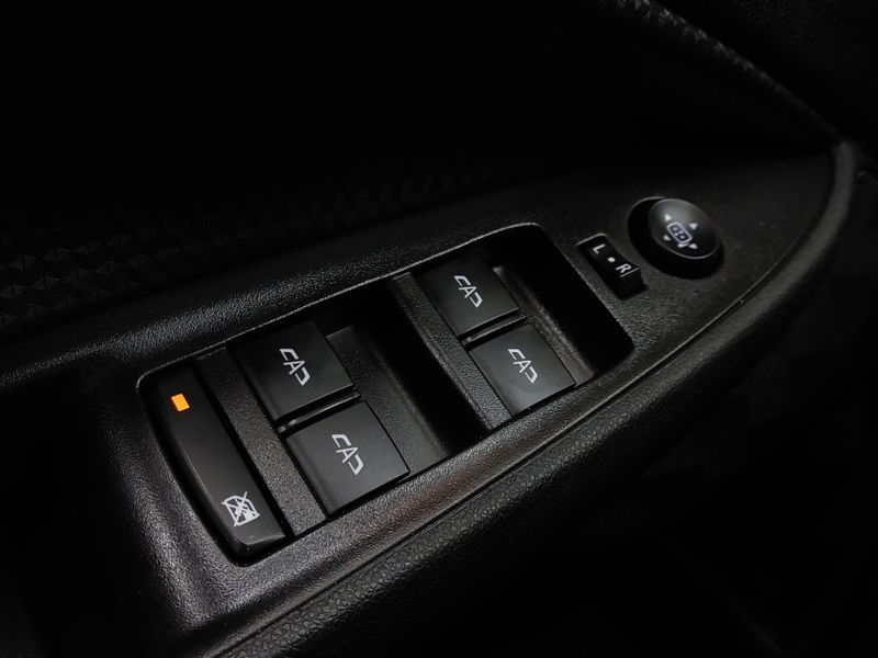 Chevrolet ONIX 1.0 TURBO FLEX LT MANUAL 2022/2023 BETIOLO NOVOS E SEMINOVOS LAJEADO / Carros no Vale