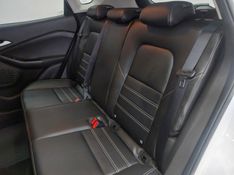 Chevrolet TRACKER 1.0 TURBO FLEX LTZ AUTOMÁTICO 2022/2023 BETIOLO NOVOS E SEMINOVOS LAJEADO / Carros no Vale