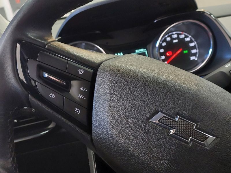 Chevrolet TRACKER 1.0 TURBO FLEX MIDNIGHT AUTOMÁTICO 2023/2024 BETIOLO NOVOS E SEMINOVOS LAJEADO / Carros no Vale