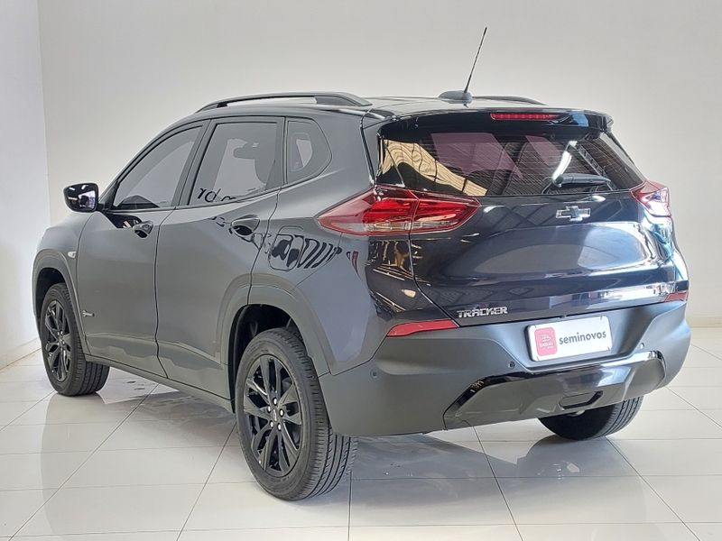 Chevrolet TRACKER 1.0 TURBO FLEX MIDNIGHT AUTOMÁTICO 2023/2024 BETIOLO NOVOS E SEMINOVOS LAJEADO / Carros no Vale