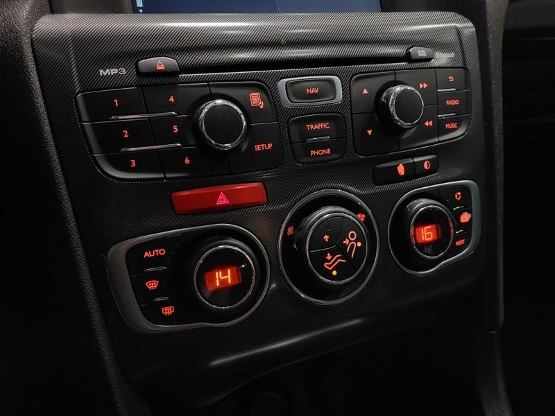 Citroen C4 LOUNGE 1.6 EXCLUSIVE 16V TURBO GASOLINA 4P AUTOMÁTICO 2014/2014 BETIOLO NOVOS E SEMINOVOS LAJEADO / Carros no Vale