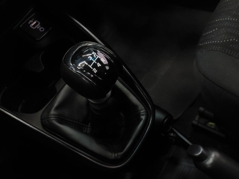 Fiat CRONOS 1.0 FIREFLY FLEX DRIVE MANUAL 2023/2024 BETIOLO NOVOS E SEMINOVOS LAJEADO / Carros no Vale