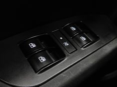 Fiat CRONOS 1.0 FIREFLY FLEX DRIVE MANUAL 2023/2024 BETIOLO NOVOS E SEMINOVOS LAJEADO / Carros no Vale