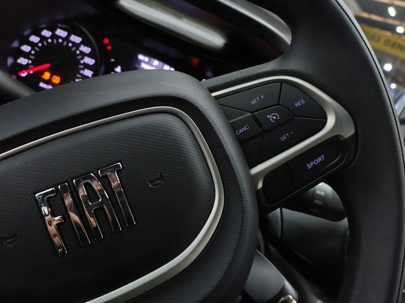 Fiat CRONOS 1.3 FIREFLY FLEX DRIVE CVT 2025/2026 BETIOLO NOVOS E SEMINOVOS LAJEADO / Carros no Vale