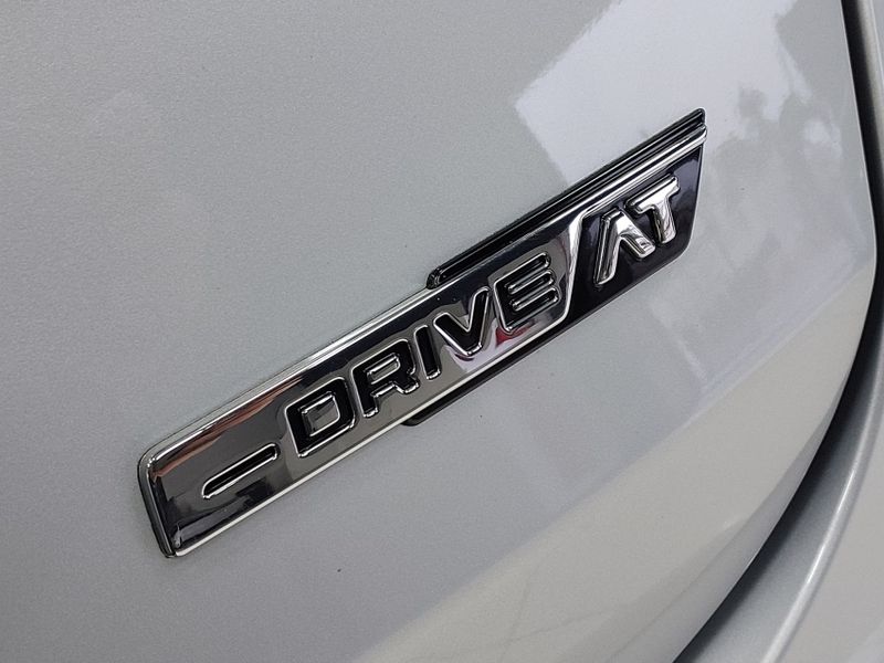 Fiat CRONOS 1.3 FIREFLY FLEX DRIVE CVT 2025/2026 BETIOLO NOVOS E SEMINOVOS LAJEADO / Carros no Vale