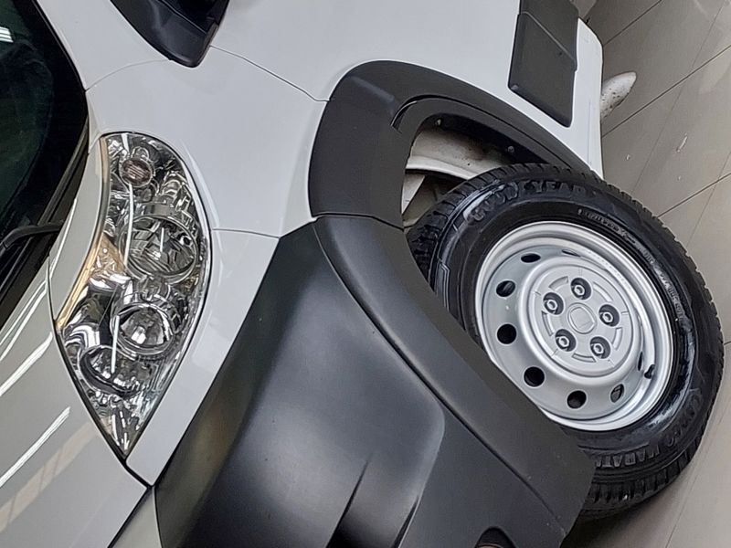 Fiat DUCATO 2.3 MULTIJET DIESEL CHASSI MANUAL 2020/2020 BETIOLO NOVOS E SEMINOVOS LAJEADO / Carros no Vale