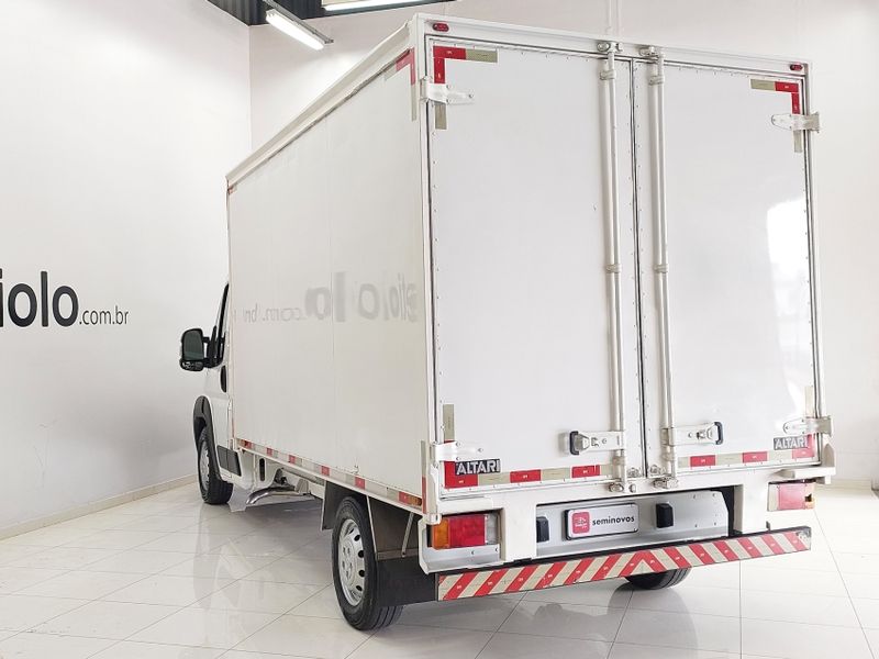 Fiat DUCATO 2.3 MULTIJET DIESEL CHASSI MANUAL 2020/2020 BETIOLO NOVOS E SEMINOVOS LAJEADO / Carros no Vale