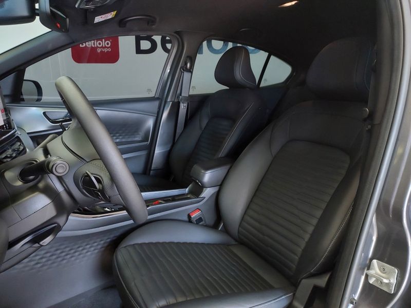 Fiat FASTBACK 1.3 TURBO 270 FLEX LIMITED EDITION AT6 2023/2023 BETIOLO NOVOS E SEMINOVOS LAJEADO / Carros no Vale