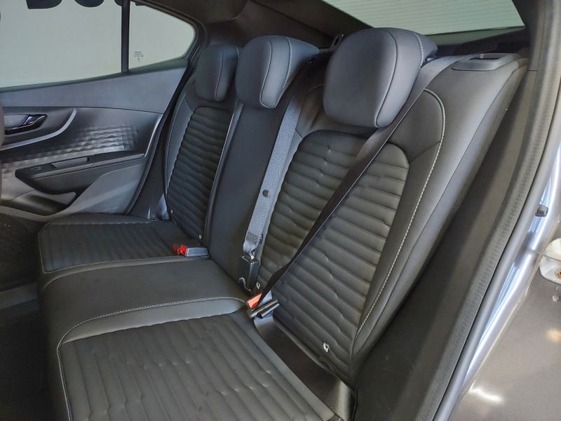 Fiat FASTBACK 1.3 TURBO 270 FLEX LIMITED EDITION AT6 2023/2023 BETIOLO NOVOS E SEMINOVOS LAJEADO / Carros no Vale