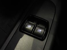 Fiat MOBI 1.0 EVO FLEX LIKE MANUAL 2023/2023 BETIOLO NOVOS E SEMINOVOS LAJEADO / Carros no Vale