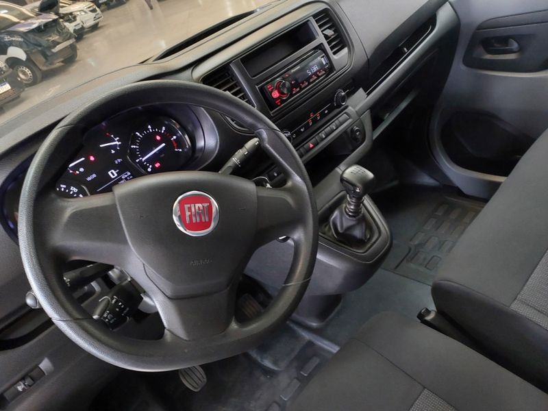 Fiat SCUDO 1.5 BLUEHDI DIESEL CARGO MANUAL 2023/2024 BETIOLO NOVOS E SEMINOVOS LAJEADO / Carros no Vale