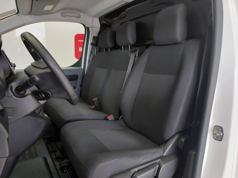 Fiat SCUDO 1.5 BLUEHDI DIESEL CARGO MANUAL 2023/2024 BETIOLO NOVOS E SEMINOVOS LAJEADO / Carros no Vale