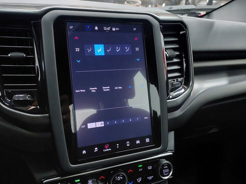 Fiat TORO 1.3 TURBO 270 FLEX ULTRA AT6 2025/2025 BETIOLO NOVOS E SEMINOVOS LAJEADO / Carros no Vale