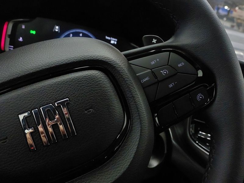 Fiat TORO 1.3 TURBO 270 FLEX ULTRA AT6 2025/2025 BETIOLO NOVOS E SEMINOVOS LAJEADO / Carros no Vale