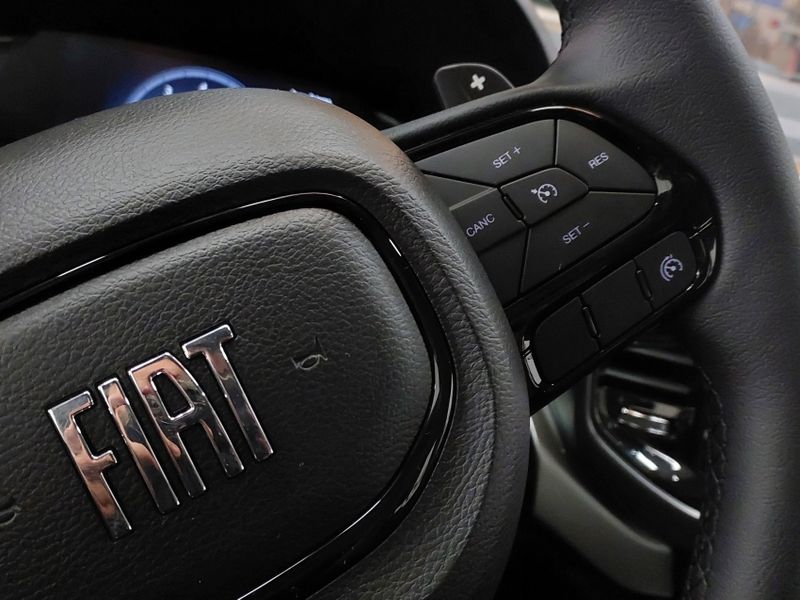 Fiat TORO 1.3 TURBO 270 FLEX VOLCANO AT6 2025/2025 BETIOLO NOVOS E SEMINOVOS LAJEADO / Carros no Vale