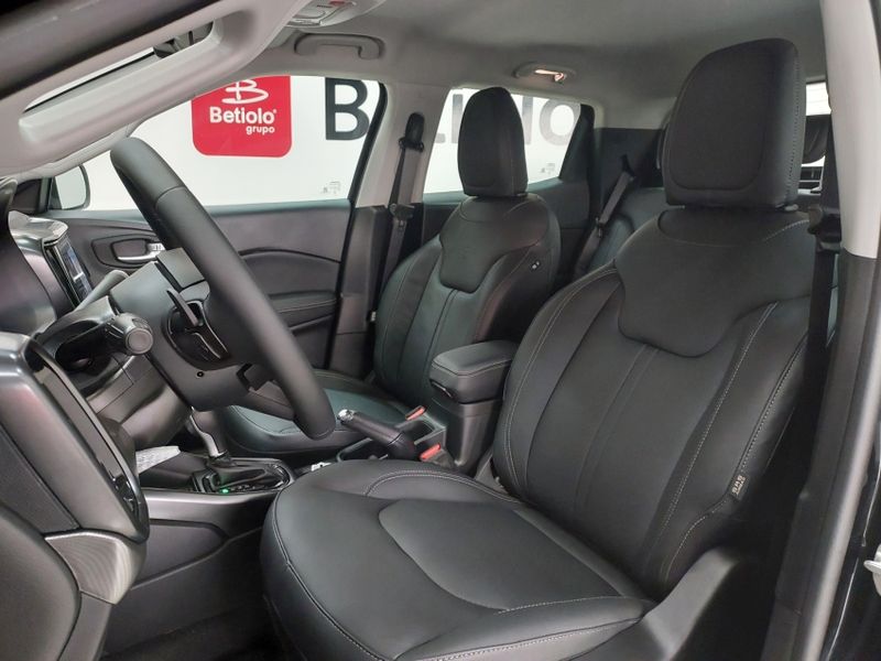 Fiat TORO 1.3 TURBO 270 FLEX VOLCANO AT6 2025/2025 BETIOLO NOVOS E SEMINOVOS LAJEADO / Carros no Vale