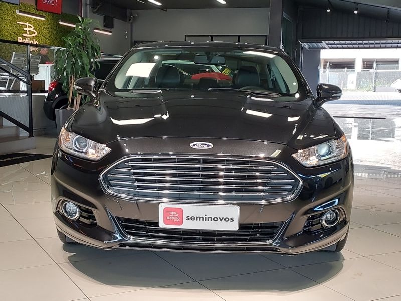 Ford FUSION 2.0 TITANIUM FWD 16V GASOLINA 4P AUTOMÁTICO 2013/2014 BETIOLO NOVOS E SEMINOVOS LAJEADO / Carros no Vale