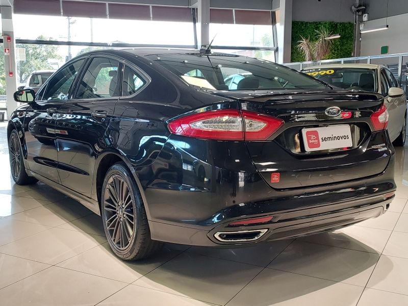 Ford FUSION 2.0 TITANIUM FWD 16V GASOLINA 4P AUTOMÁTICO 2013/2014 BETIOLO NOVOS E SEMINOVOS LAJEADO / Carros no Vale
